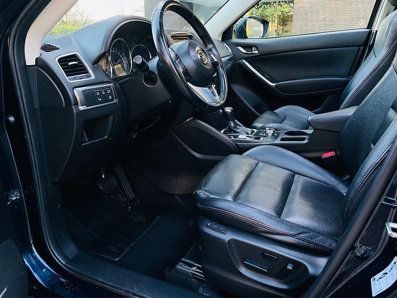 Mazda CX-5 2.5i 4x4 AUT 1.MAJITEL KAMERA - fotka 28 z 53