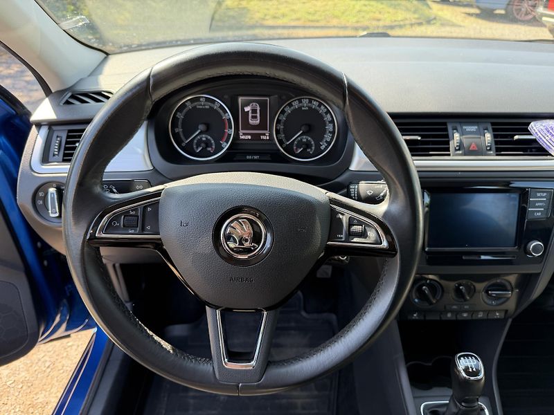 Škoda Rapid 1.0 TSI DPH REZERVACE - fotka 18 z 20