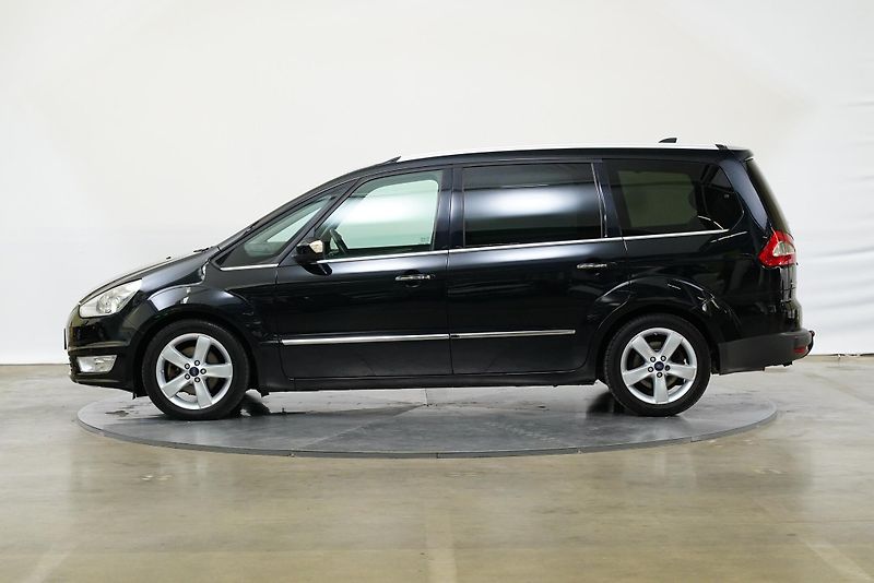 Ford Galaxy - fotka 3 z 29
