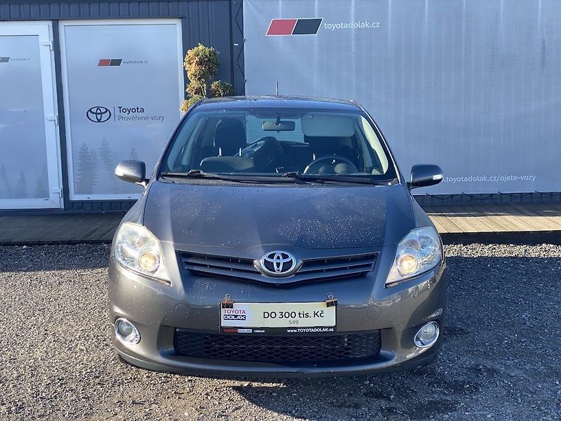 Toyota Auris 1.6i, ČR, Luna, 2x kola - fotka 3 z 15