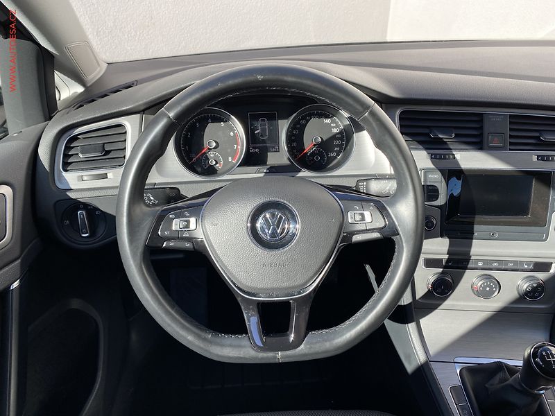 Volkswagen Golf (2013) 1.2 TSi VII, Comfortline - fotka 11 z 17