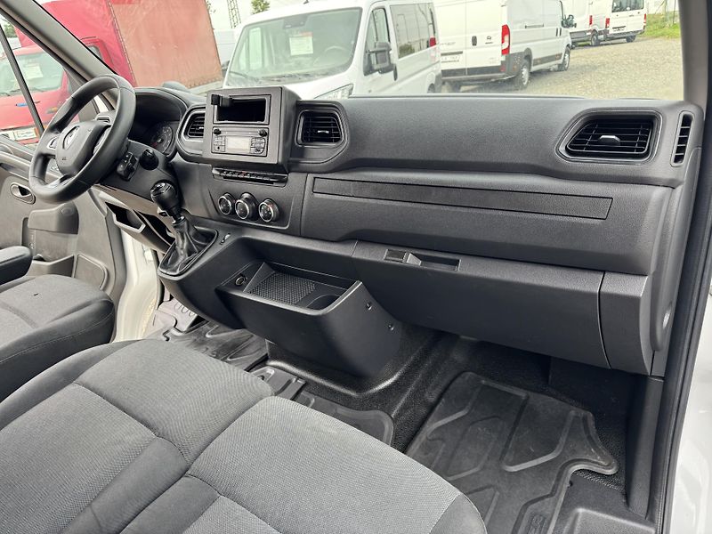 Renault Master 2.3DCi,120kw,10pal.,ČR,1.maj. - fotka 27 z 38