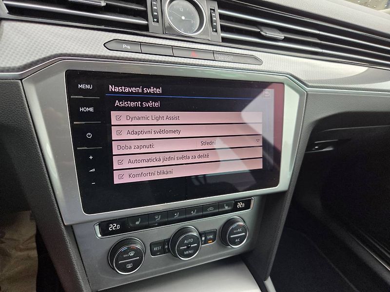 Volkswagen Passat Variant (2019) Passat Alltrack 2.0 BiTDI - fotka 17 z 50