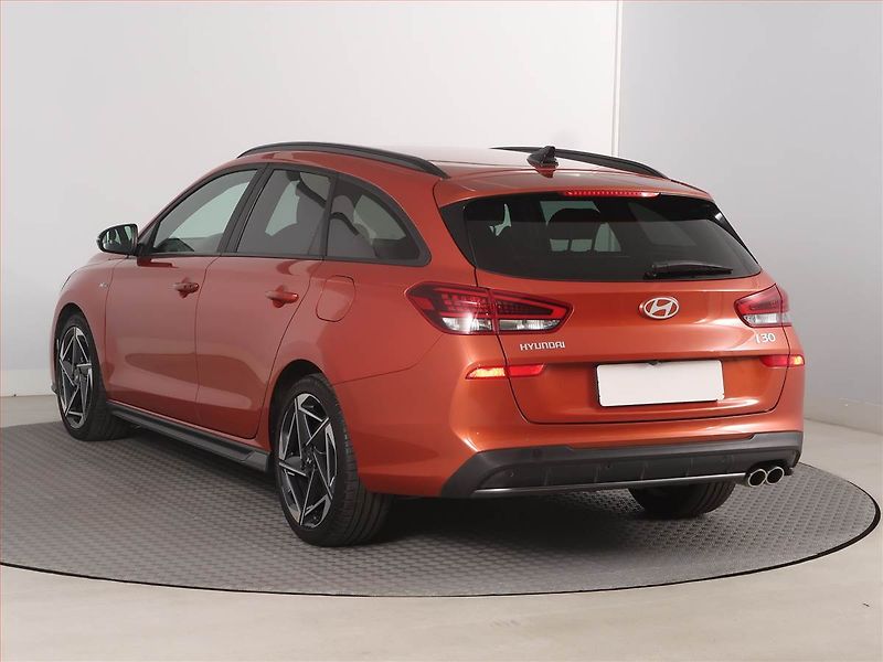 Hyundai i30 (2024) N-Line 1.5 T-GDI MHEV 48V - fotka 4 z 12