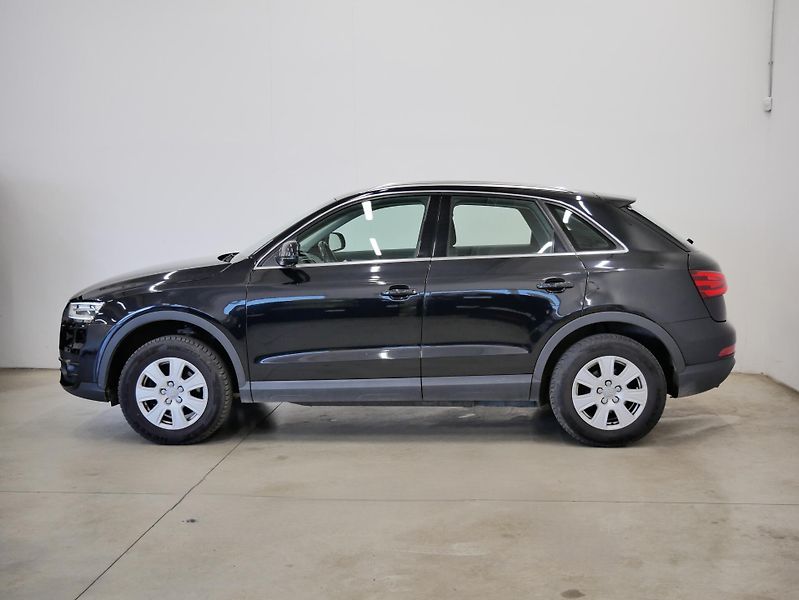Audi Q3 - fotka 3 z 26