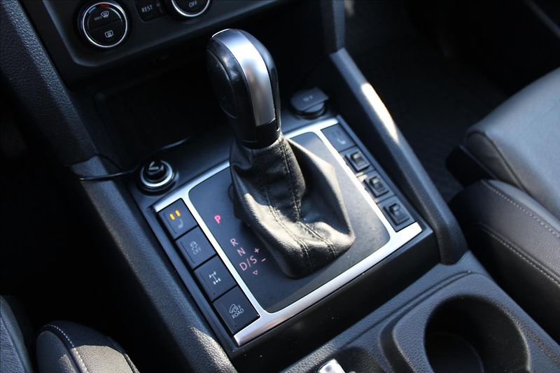 Volkswagen Amarok 3,0 TDI  ČR,AUTOMAT,4x4,DPH - fotka 17 z 33