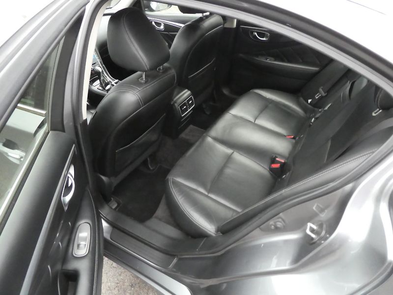 Infiniti Q50 2,2D 125kW automat navigace  - fotka 15 z 17