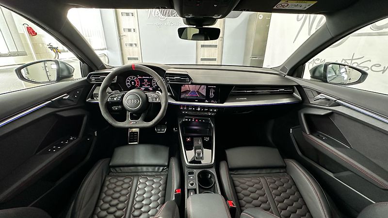 Audi RS 3 2 SADY KOL / ZÁRUKA - fotka 28 z 56