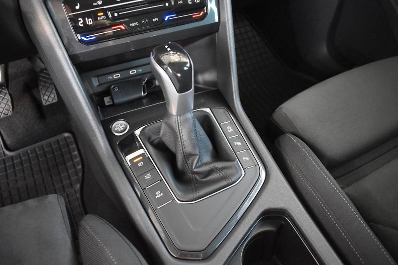 Volkswagen Tiguan (2024) 2.0TDI 110kW DSG, 4x4,Tažné - fotka 26 z 28