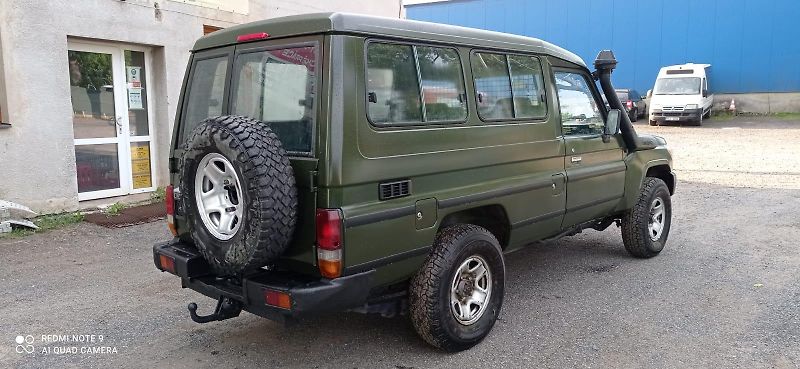 Toyota Land Cruiser (2009) - fotka 7 z 12