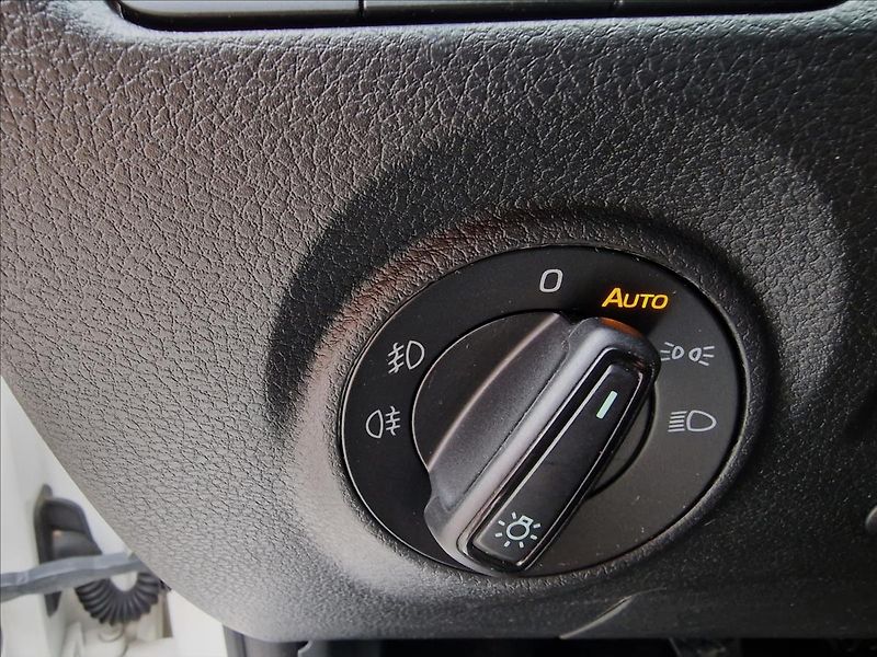 Škoda Fabia 1.0TSI Style, původ ČR,1.Maj. - fotka 37 z 48