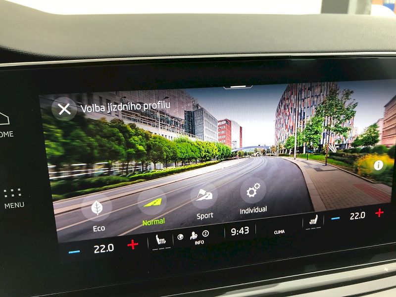 Škoda Octavia (2022) COM STY PLUS TS 4X4 140/2.0 A7 - fotka 23 z 26