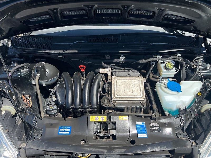 Mercedes-Benz Třídy A (2012) 1.5 i - fotka 14 z 16