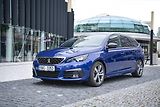 Peugeot 308 (2020) GT NAVI1.5 BlueHDi ČR 1MAJITEL - náhled 21