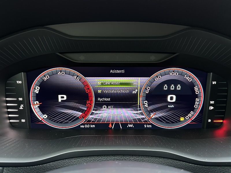 Škoda Karoq 2.0TDi 4x4 DSG 150PS Sportline - fotka 23 z 48