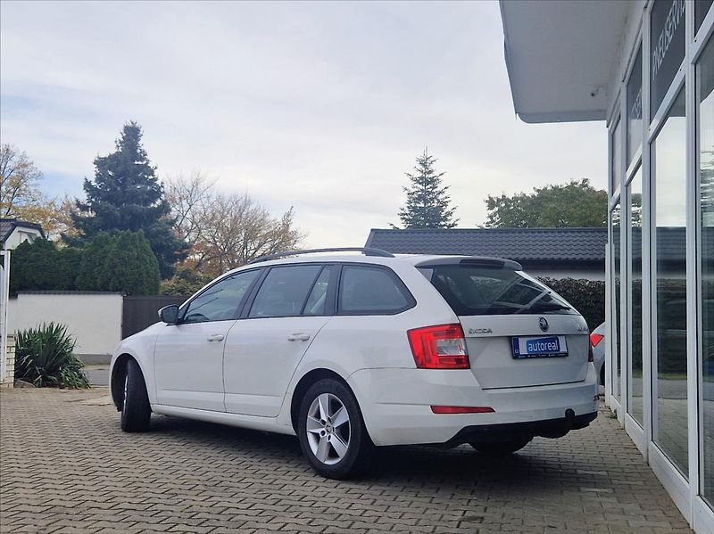 Škoda Octavia 2,0 TDI 110kW TAŽNÉ VÝHŘ. NOSI - fotka 3 z 41