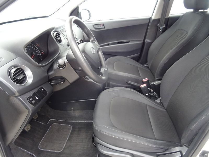 Hyundai i10 (2017) 1.0i,NovéČR,S.kniha,klima - fotka 11 z 20