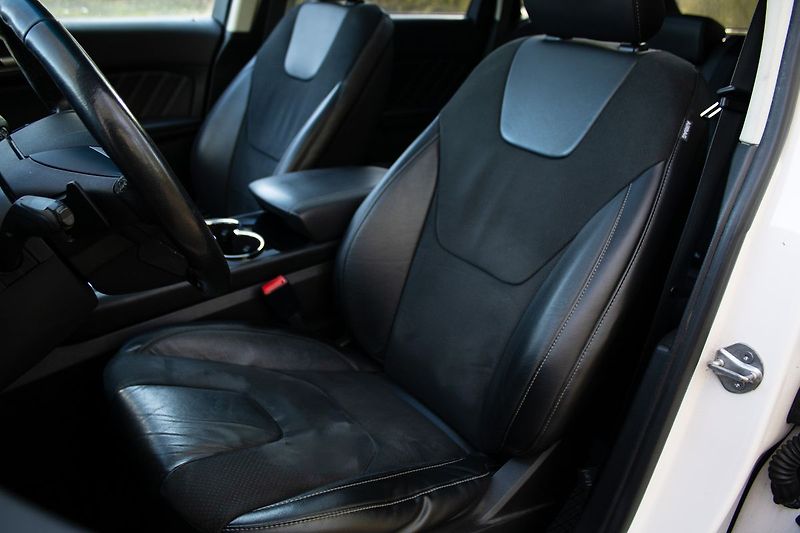 Ford Edge - fotka 9 z 22
