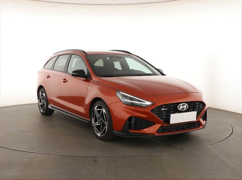 Hyundai i30 (2025) 1.5 T-GDI MHEV 48V, N-LINE - fotka 1 z 17