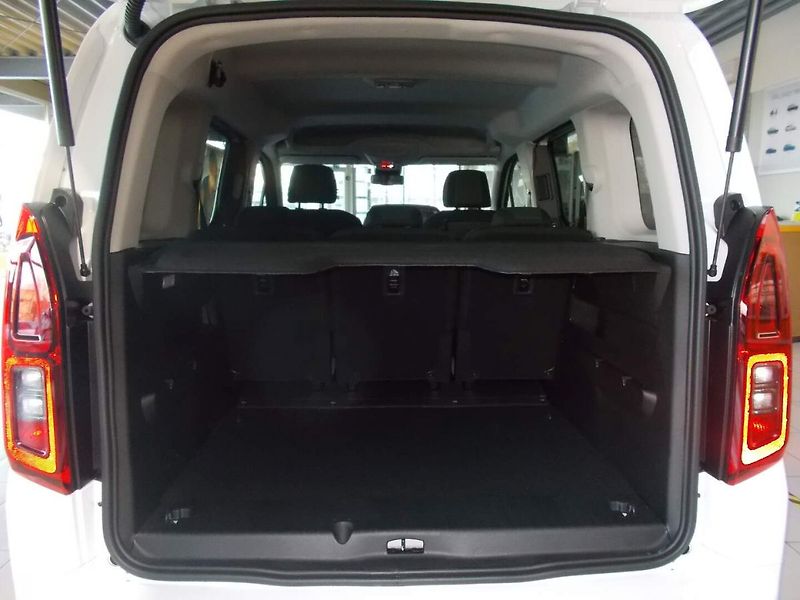 Opel Combo (2026) Edition Plus L1H1 1.2 TURBO (8 - fotka 12 z 34
