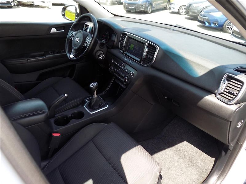 Kia Sportage 1,7 CRDi NAVI, KAMERA, 1.maj. - fotka 23 z 35