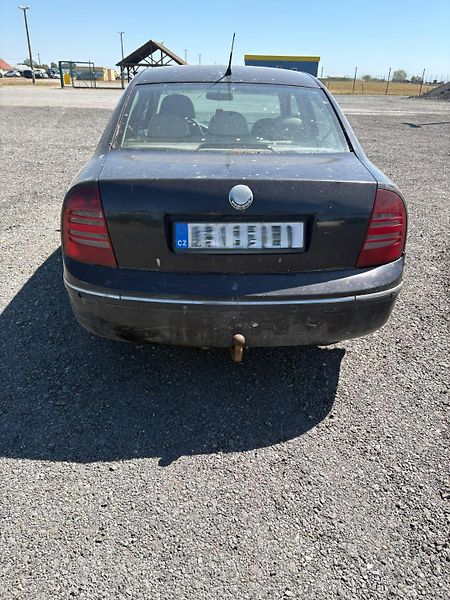Škoda Superb (2002) Škoda Superb 1.9 TDI  - 3U  - fotka 4 z 12