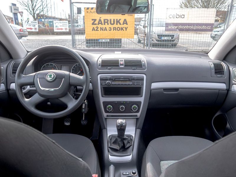 Škoda Octavia (2010) 1.4TSI 90KW – TAŽNÝ - fotka 12 z 38