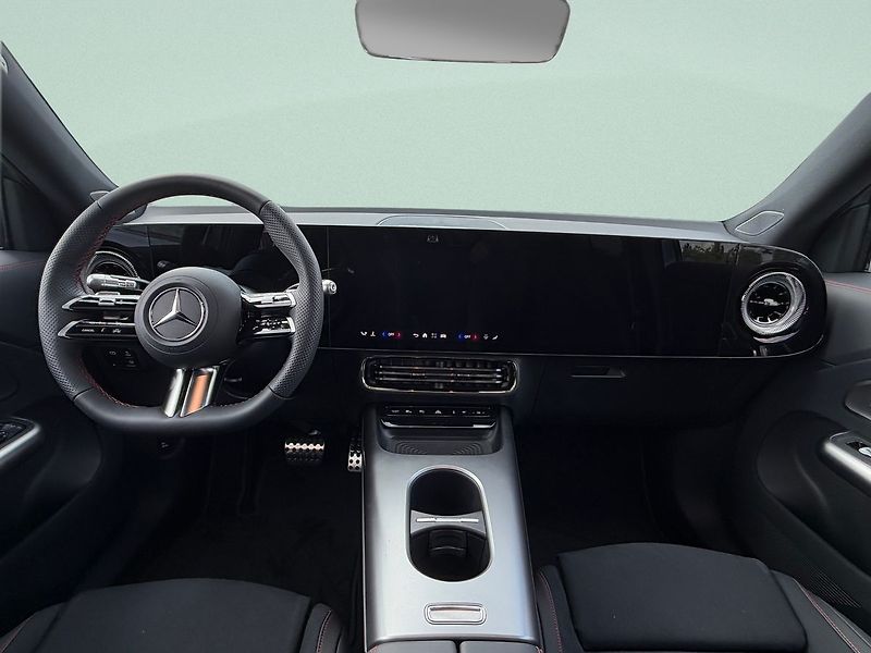 Mercedes-Benz GLB (2026) 220 4MATIC - fotka 11 z 15