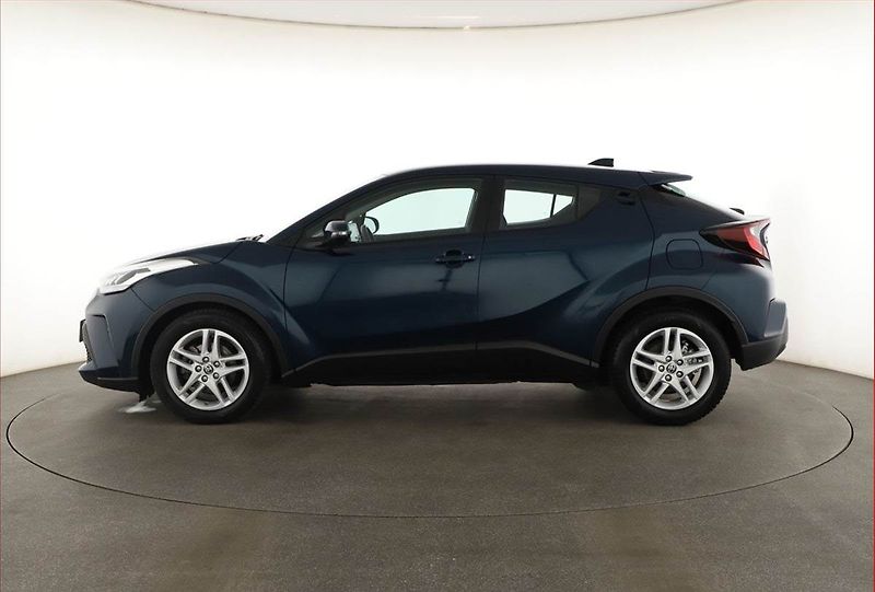 Toyota C-HR (2023) Comfort 1.8 Hybrid, COMFORT - fotka 3 z 18