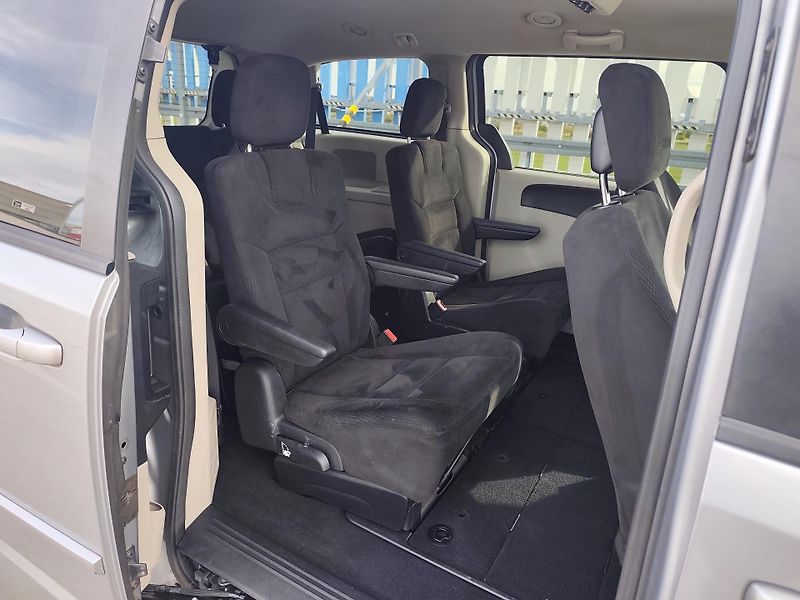 Dodge Grand Caravan (2014)  3.6 s Lpg  - fotka 13 z 29