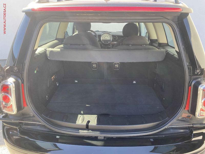 Mini Cooper (2012) 1.6i, AC, park.asist - fotka 7 z 13