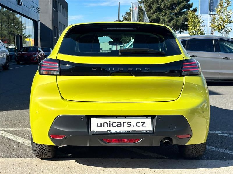 Peugeot 208 1,2 PureTech  Active-Manuál 5k - fotka 5 z 19