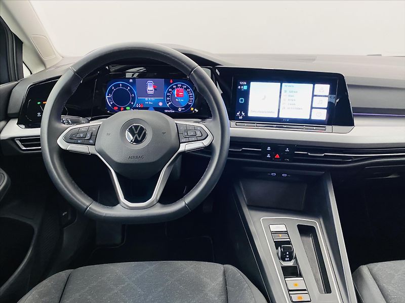 Volkswagen Golf 2,0 TDI DSG 85kW Life - fotka 10 z 25