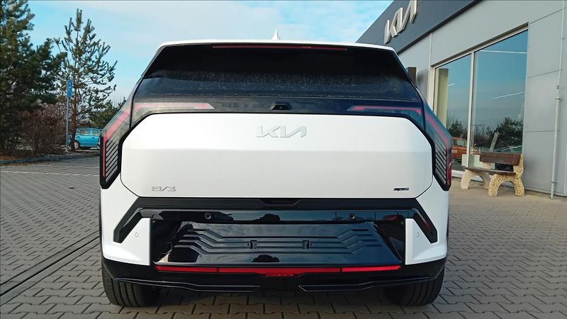 Kia EV3 AC el. 4x2 GT-LINE 150 - fotka 5 z 11