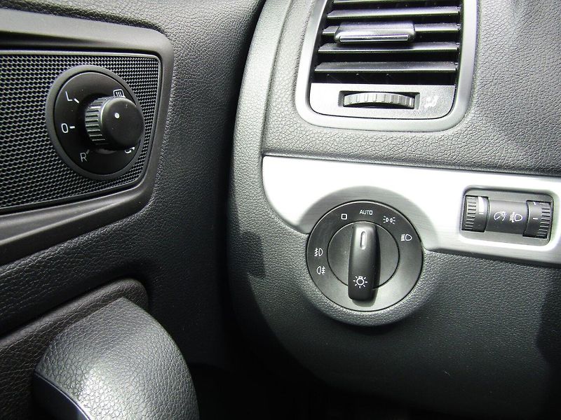 Škoda Yeti (2014) 1.2 TSI NAVI CAR-PASS - fotka 29 z 37