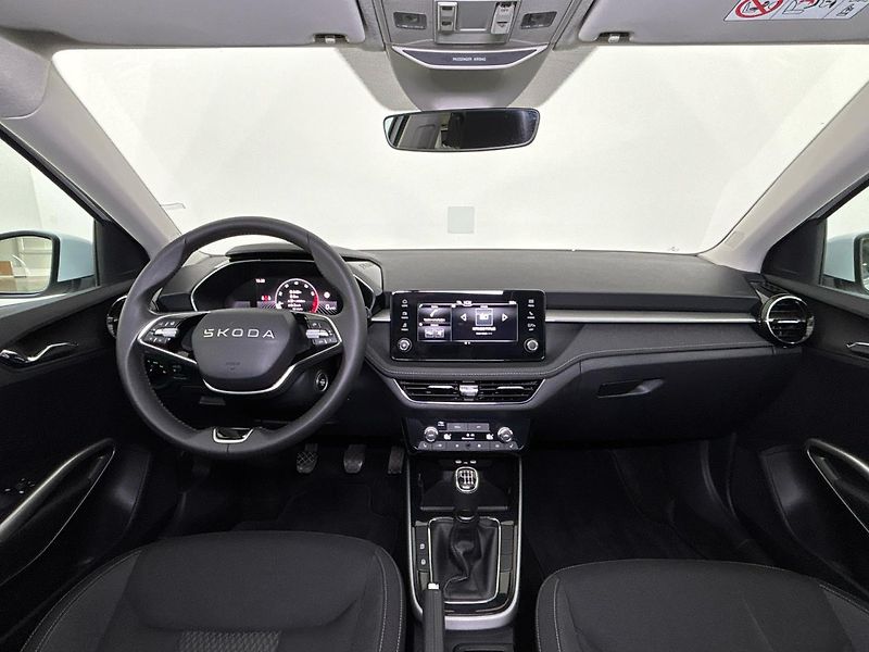 Škoda Fabia Top Selection + zimní kola - fotka 5 z 28