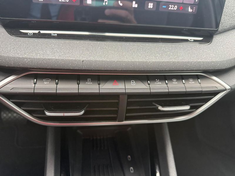 Škoda Octavia Top Selection 2.0 TDI 110kw DS - fotka 20 z 29