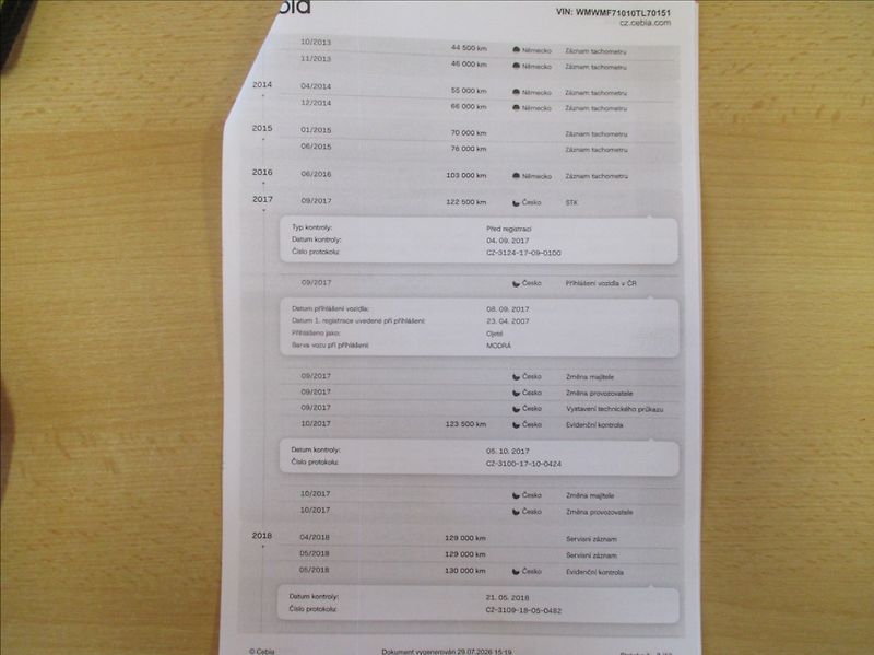 Mini Cooper S 1,6 i, aut. klima,Cebia,128kW - fotka 31 z 32