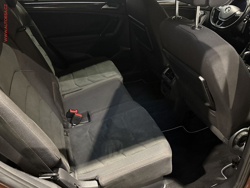 Volkswagen Tiguan (2018) 2.0TDI Allspace 4x4, ČR - fotka 10 z 19