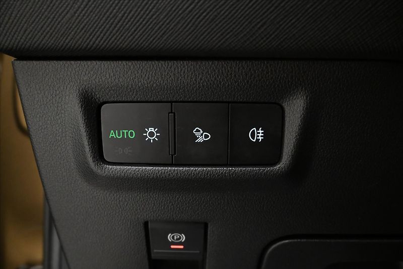 Škoda Kodiaq 2,0 TDI 110kW DSG Selection 7 - fotka 28 z 35