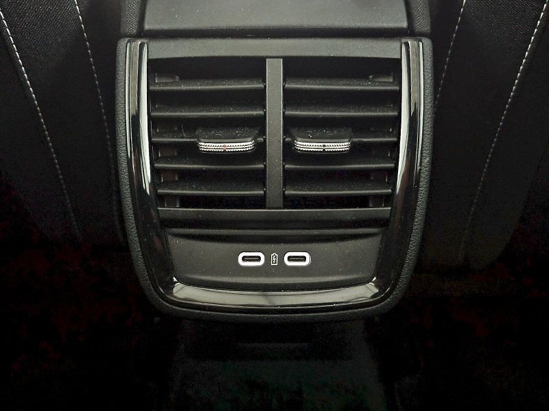 Škoda Kamiq (2025) 1.0TSi 85kW DSG MONTE CARLO - fotka 26 z 30