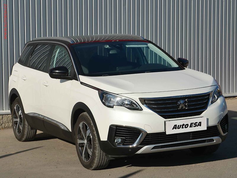 Peugeot 5008 (2019) 1.5 HDi, 1.maj,ČR, Allure - fotografie inzerátu