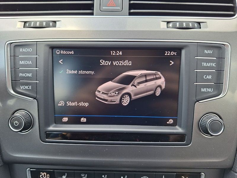 Volkswagen Golf 1,6 TDI 110k M5 - fotka 20 z 25