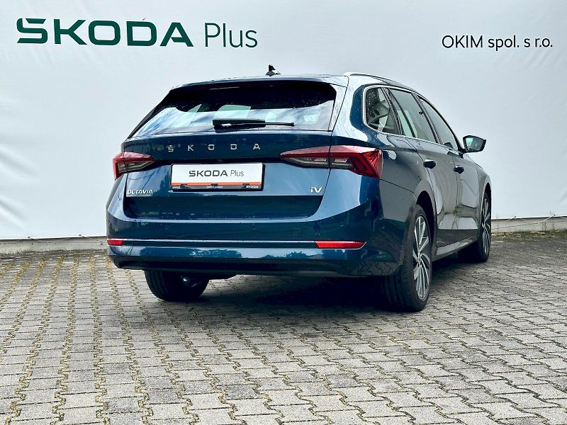 Škoda Octavia (2022) 1.4 TSI iV 150 kW DSG Style Co - fotka 2 z 23