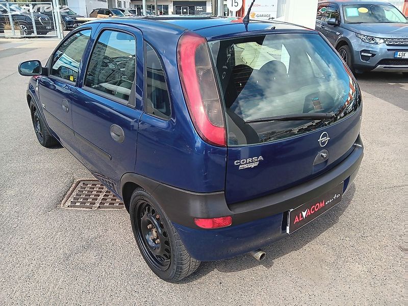 Opel Corsa 1.2 - fotka 8 z 23