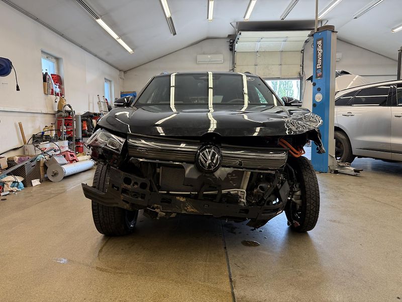 Volkswagen Tiguan 1.5 TSI eHybrid 110 kW R-line - fotka 2 z 20