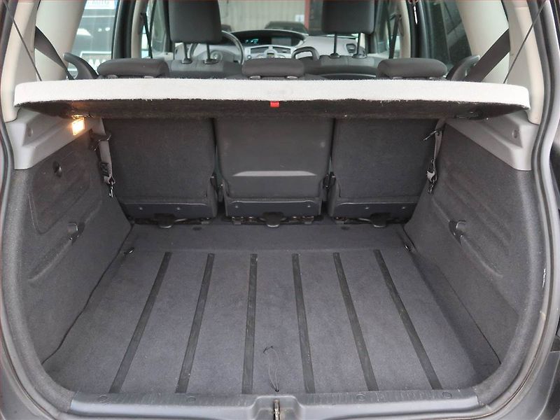 Renault Scénic (2007) 1.6 16V, po STK, Tažné - fotka 14 z 17
