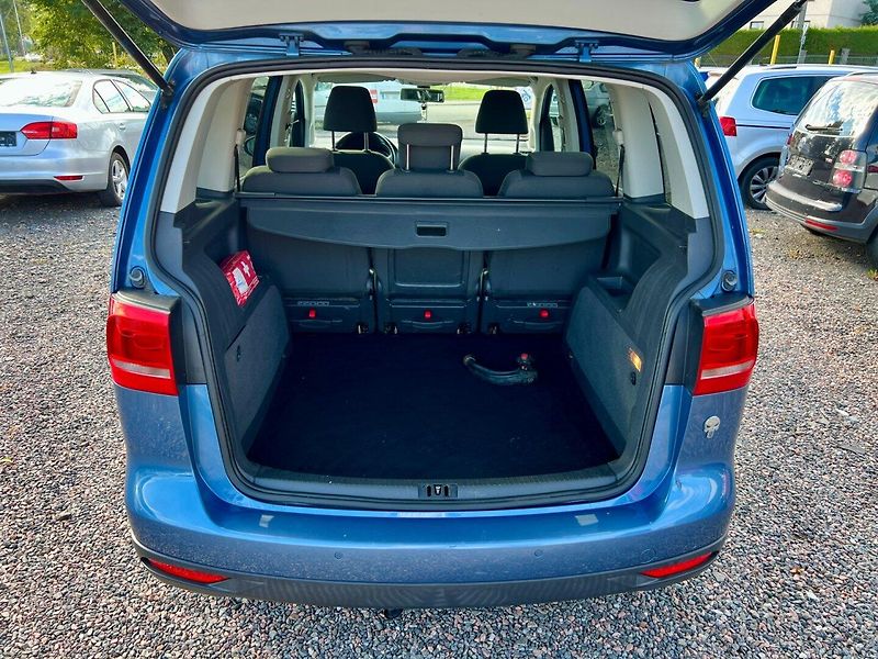 Volkswagen Touran (2011) 2.0 TDI 103 kW Cross DSG - fotka 19 z 19