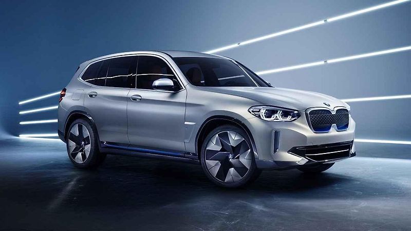 Koncept BMW iX3.
