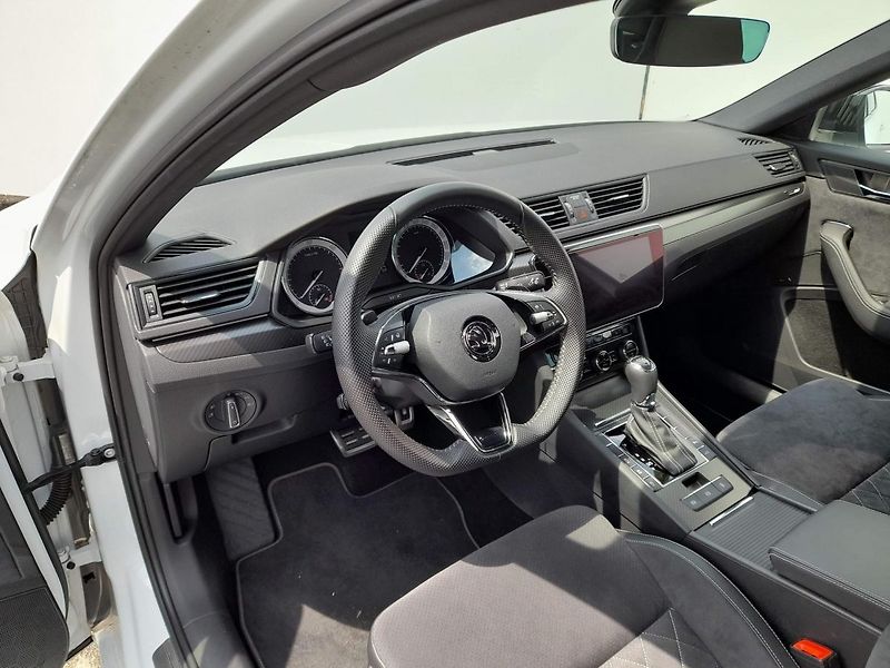 Škoda Superb SPORTLINE 2.0 TDi 147KW 7AP - fotka 10 z 20